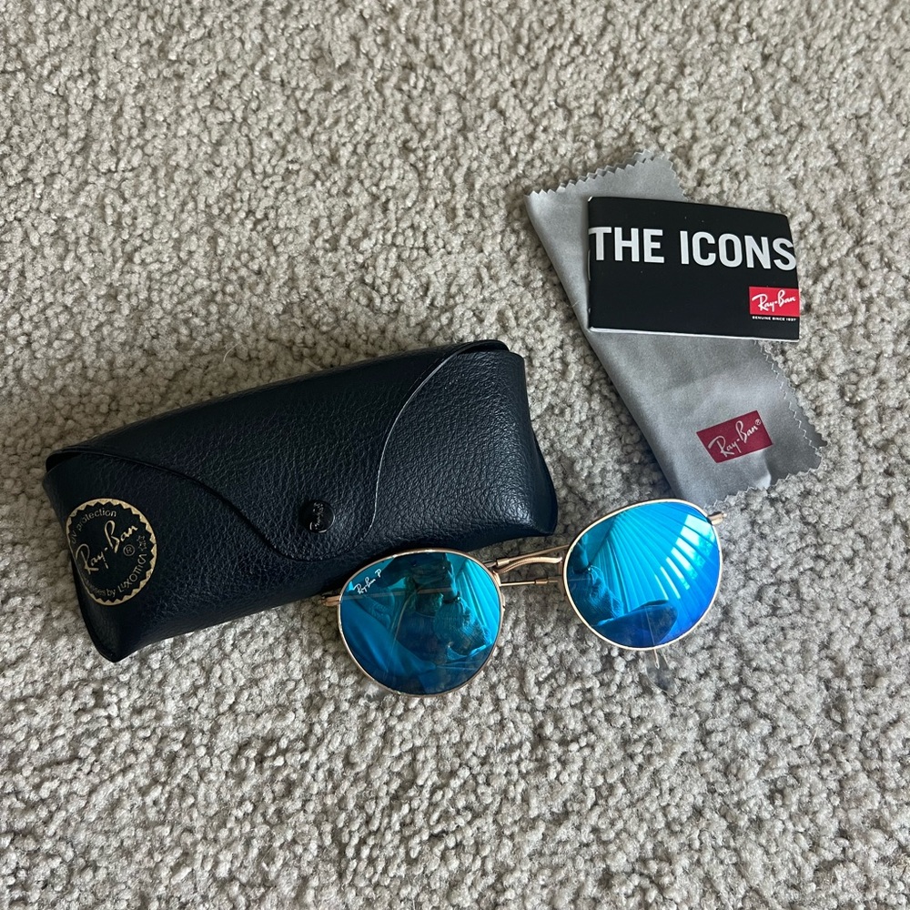 Raybands Blue and Gold